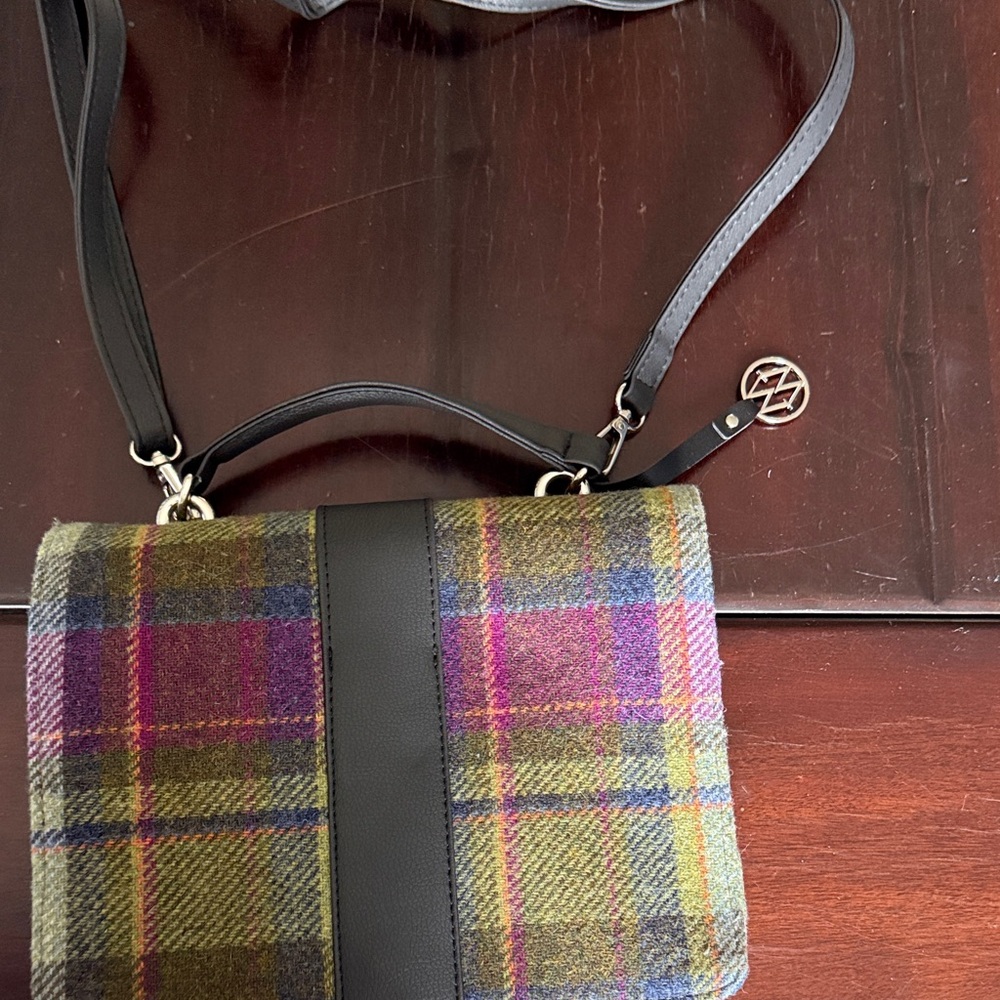 Mucros Multicolor Plaid Crossbody Bag - Picture 3 of 3